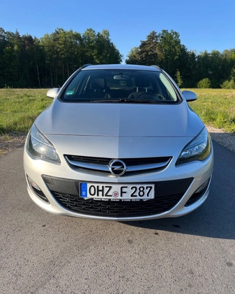 Opel Astra cena 27999 przebieg: 181000, rok produkcji 2015 z Zagórów małe 352